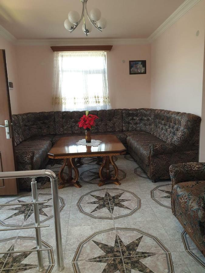 Tatev Shinuhayr Hotel' Zewnętrze zdjęcie